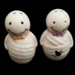 Halloween Mummy shakers